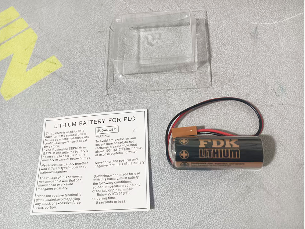 1784618586581733.jpg fanuc-robot-battery.jpg